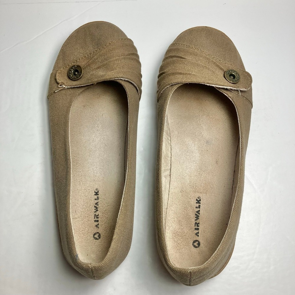 Airwalk Dani Canvas Ballet Flats Slip-On Shoes Side Fold Button Sz 9 Tan
